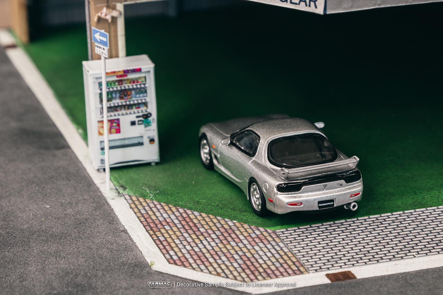 Tarmac Works 1/64 Mazda RX-7 (FD3S) Mazdaspeed A-Spec in Silver Stone Metallic