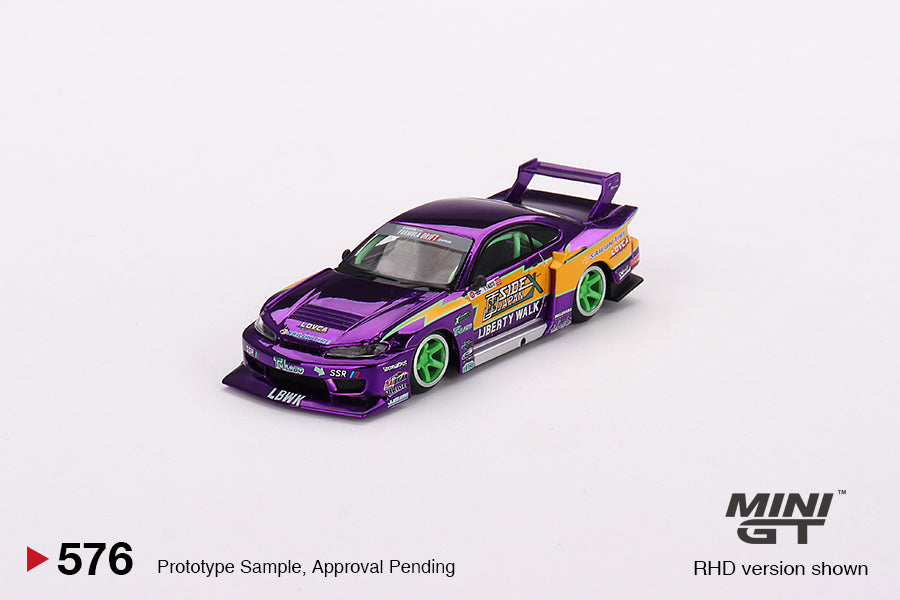Mini GT LB-Super Silhouette Nissan Silvia S15 Formula Drift Japan 2022 #555 Yukio Fausto