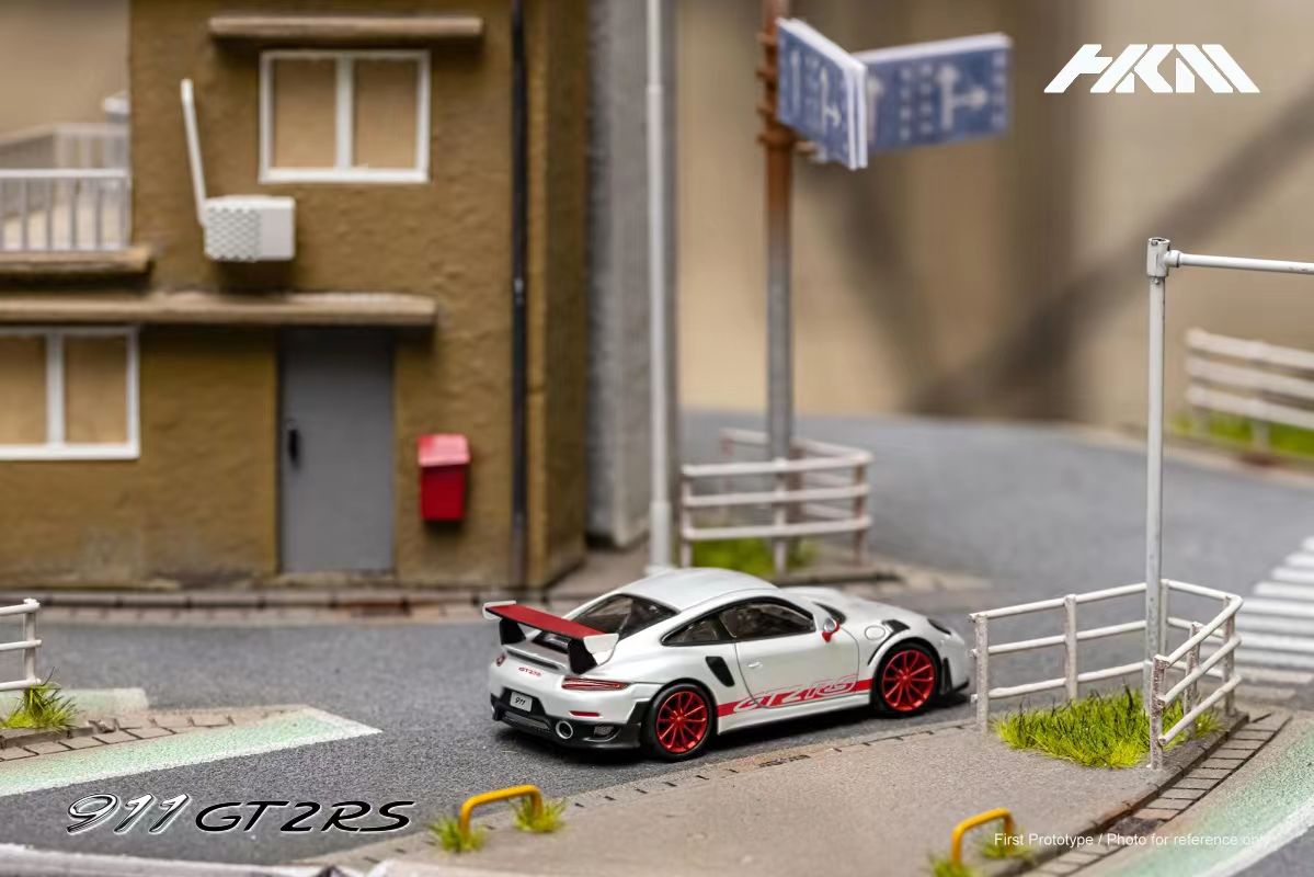 HKM Model 1/64 Porsche 911 (991) GT2 RS Carrera RS Tribute Livery