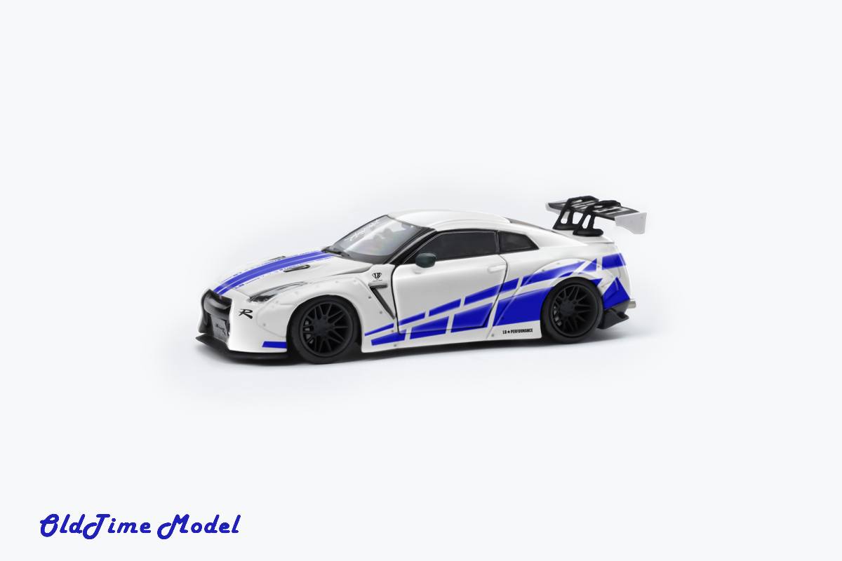 Old Time 1/64 LB-Works Nissan GT-R (R35) in White