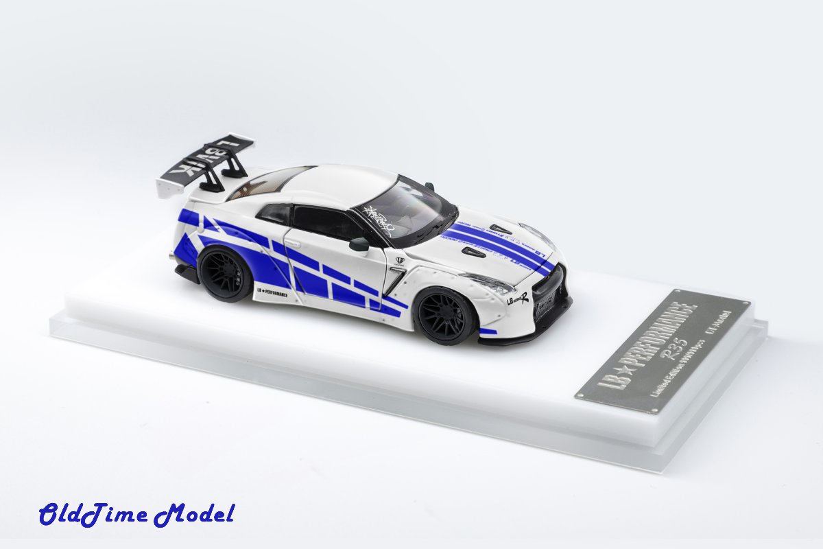 Old Time 1/64 LB-Works Nissan GT-R (R35) in White