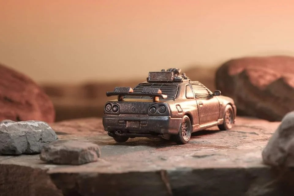 Stance Hunters 1/64 Nissan Skyline GT-R (R34) V-Spec II Mad Max Style