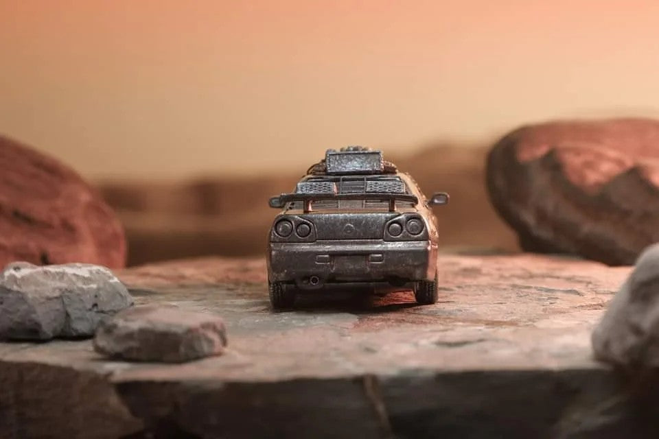 Stance Hunters 1/64 Nissan Skyline GT-R (R34) V-Spec II Mad Max Style