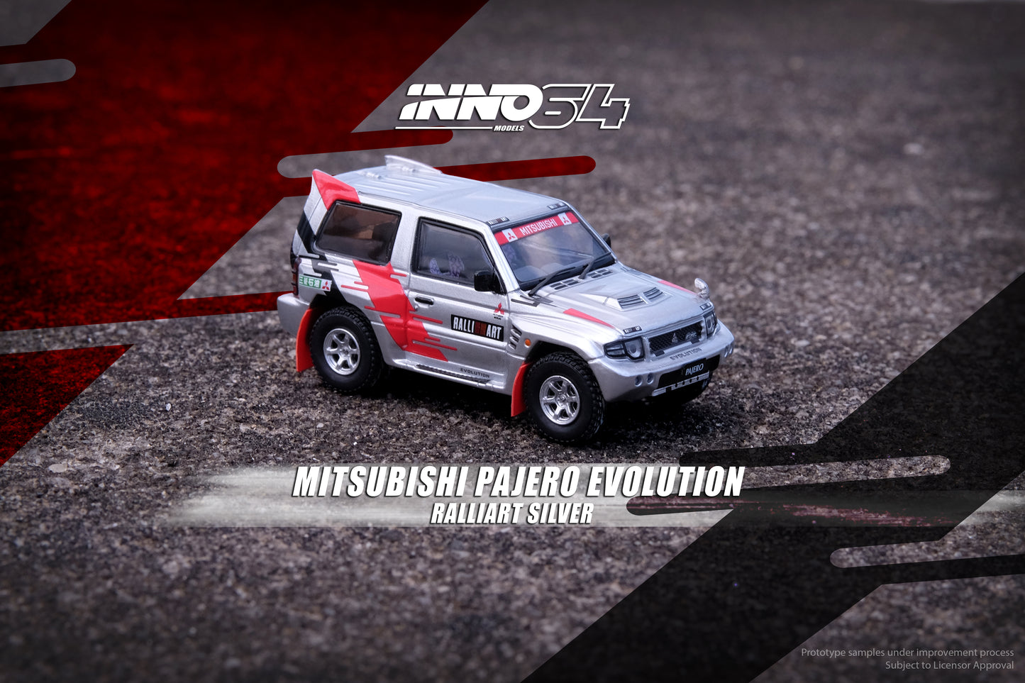 Inno64 Mitsubishi Pajero Evolution "Ralliart" in Silver