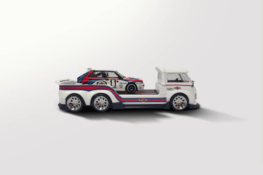 Liberty64 1/64 VW T1 Kombi Trailer in Martini Livery