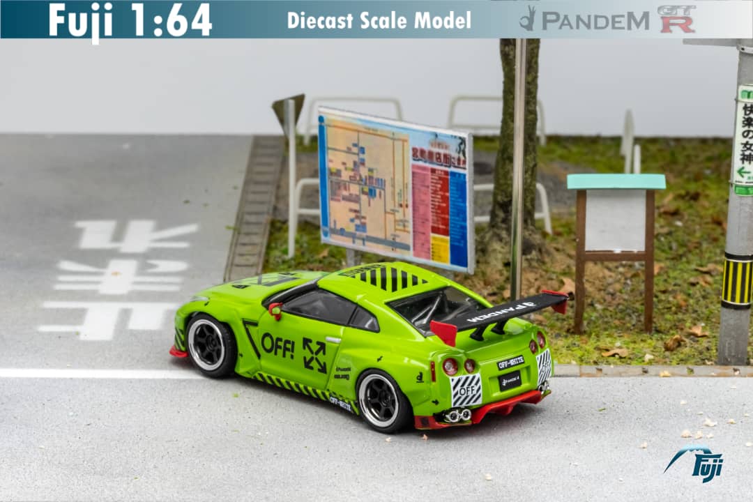 Fuji 1/64 Nissan GT-R (R35) Rocket Bunny Widebody