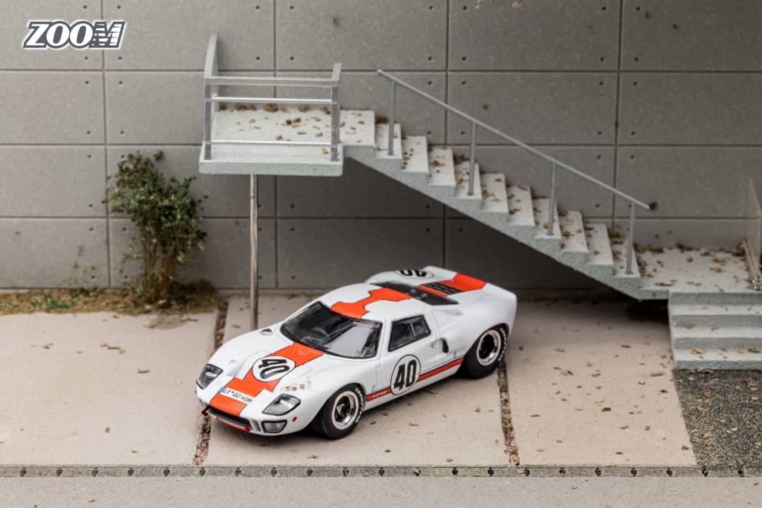 Zoom 1/64 Ford GT40 Mk1