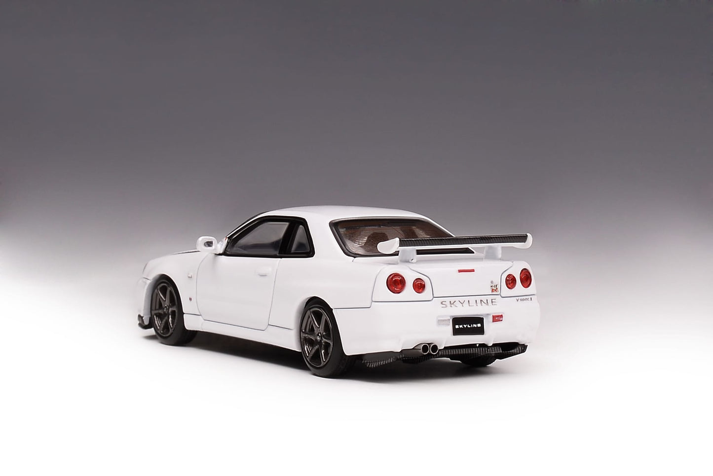 Motorhelix 1/64 Nissan Skyline GT-R (R34) V-Spec II
