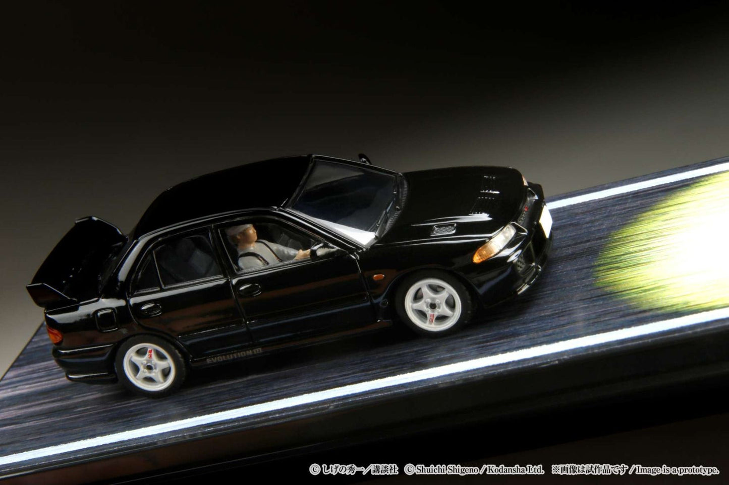 Hobby Japan 1/64 Mitsubishi Lancer RS Evolution Ⅲ - Initial D VS Ryosuke Takahashi with Kyoichi Sudo Figure