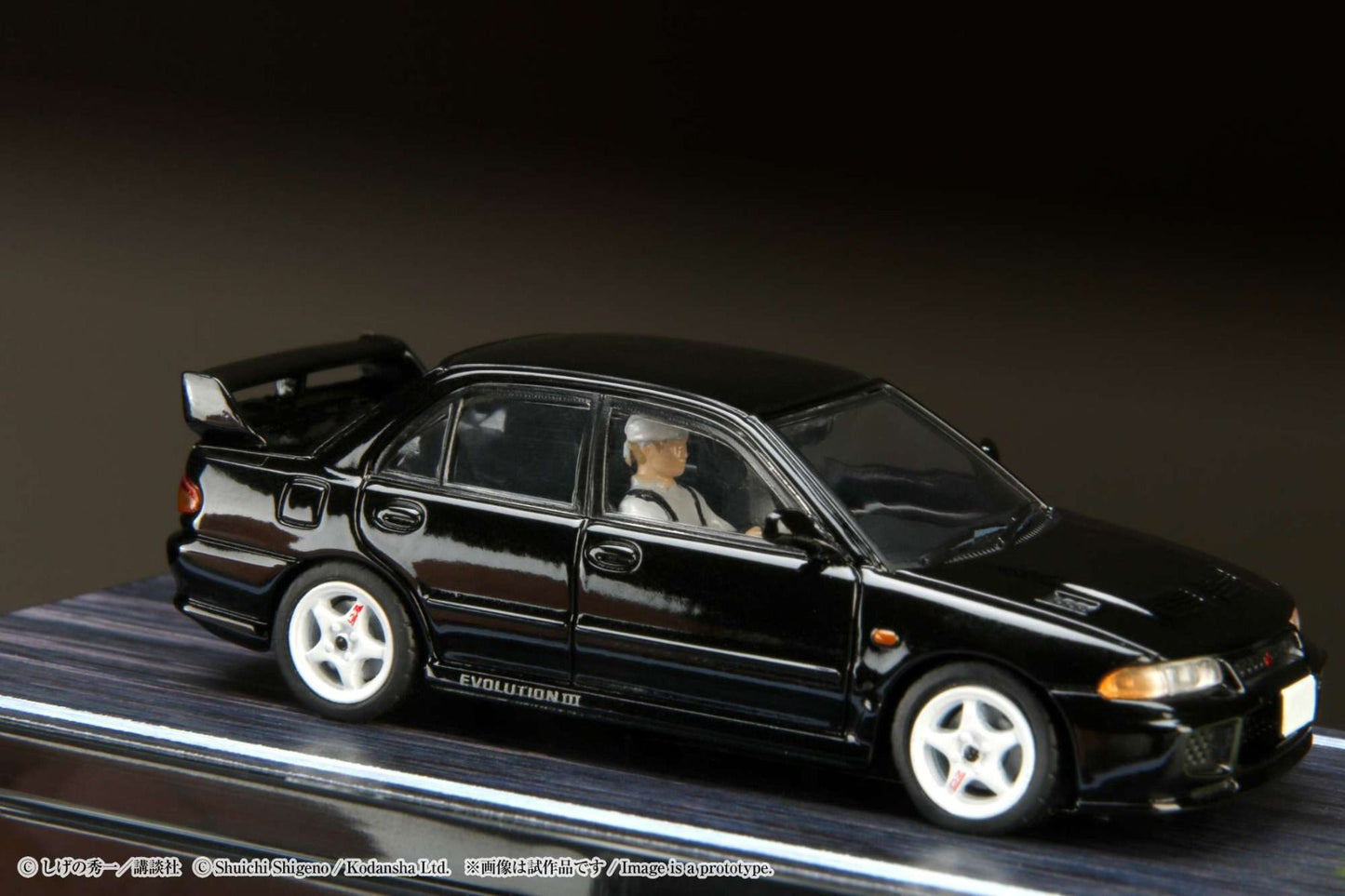 Hobby Japan 1/64 Mitsubishi Lancer RS Evolution Ⅲ - Initial D VS Ryosuke Takahashi with Kyoichi Sudo Figure