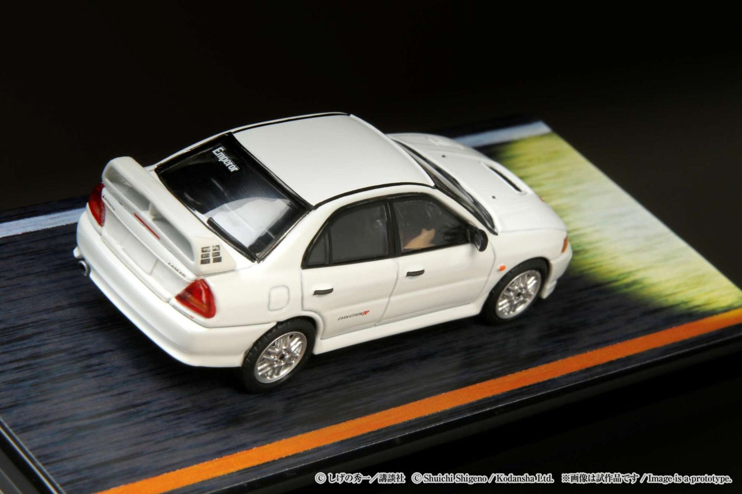 Hobby Japan 1/64 Mitsubishi Lancer RS Evolution Ⅳ - Initial D VS Takumi Fujiwara with Seiji Iwaki Figure
