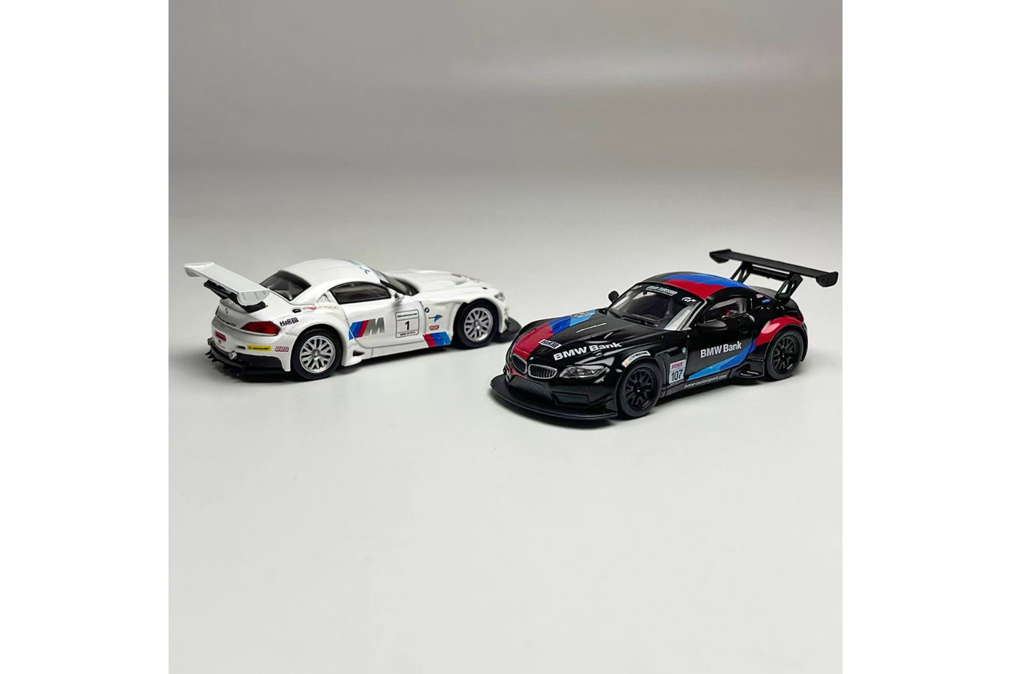 Maxwell 1/64 BMW Z4 GT3