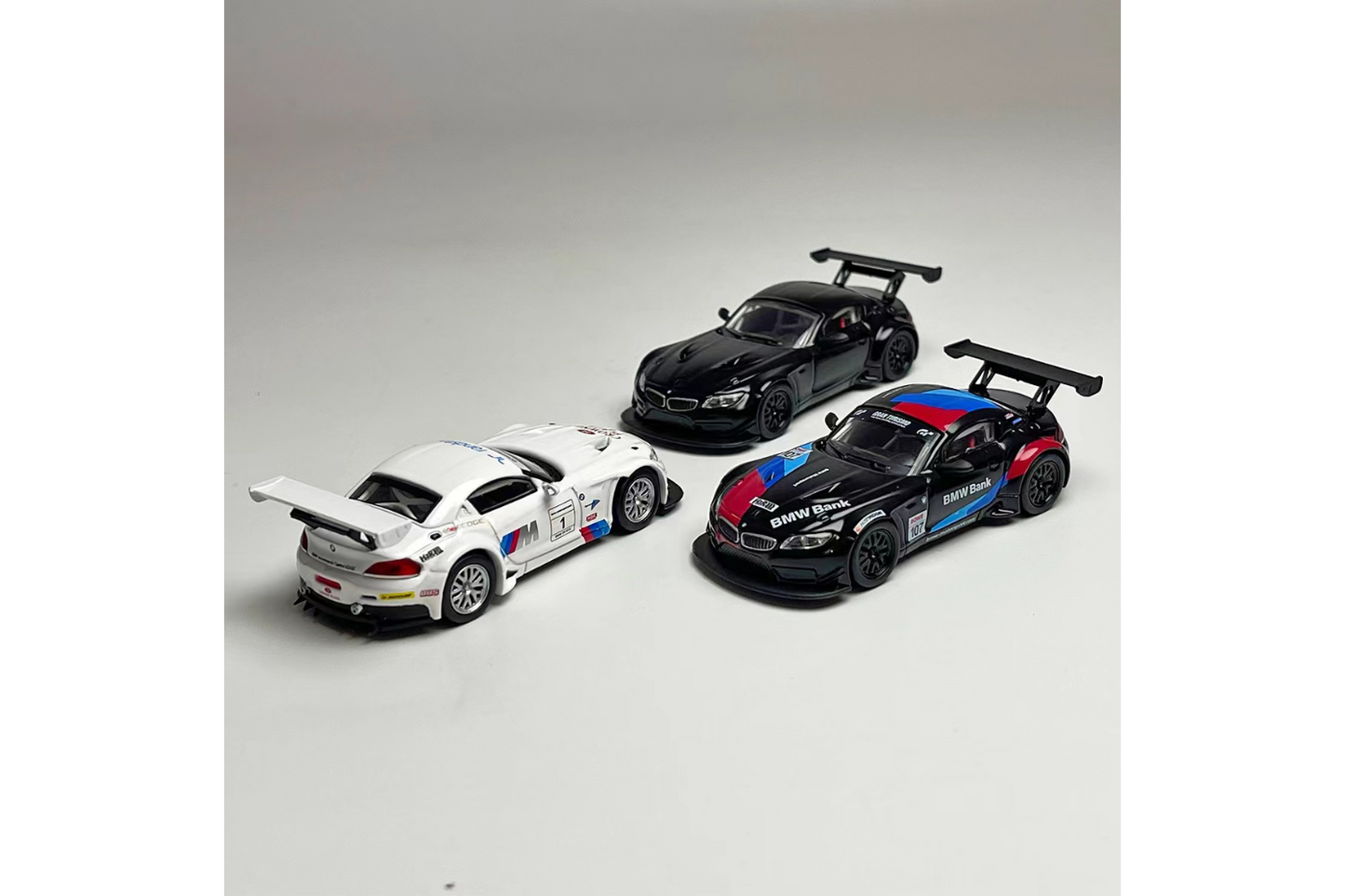 Maxwell 1/64 BMW Z4 GT3