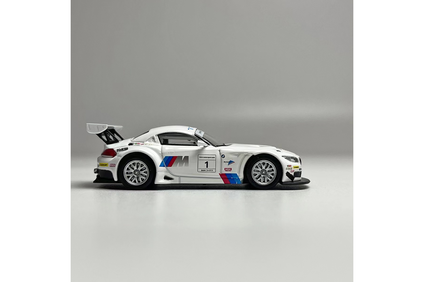 Maxwell 1/64 BMW Z4 GT3