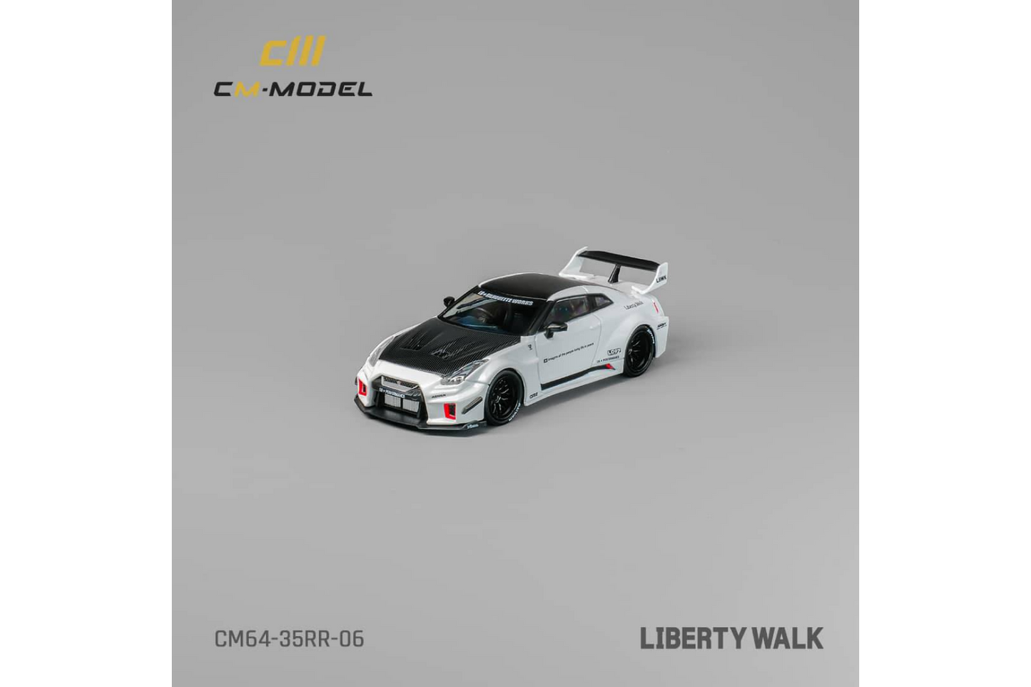 CM Model 1/64 Nissan 35GTRR LBWK Super Silhouette in White
