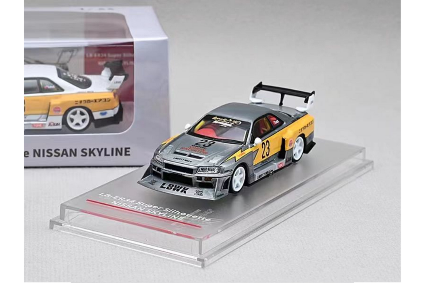 CM Model 1/64 Liberty Walk Nissan Skyline ER34 Super Silhouette #23 White Lightning