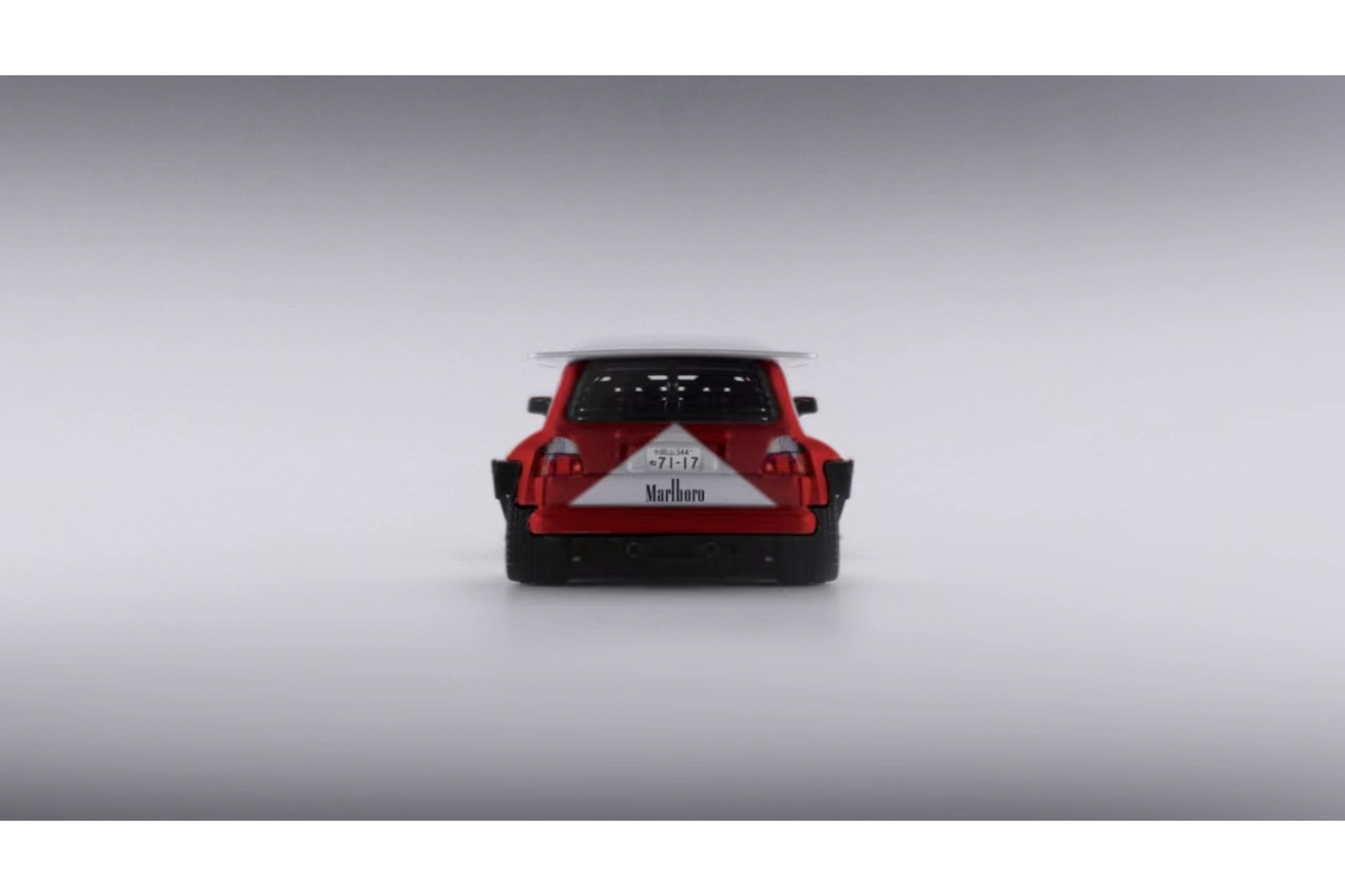 Liberty64 1/64 Volksagen Golf GTI MK2 Lowride in Red/White