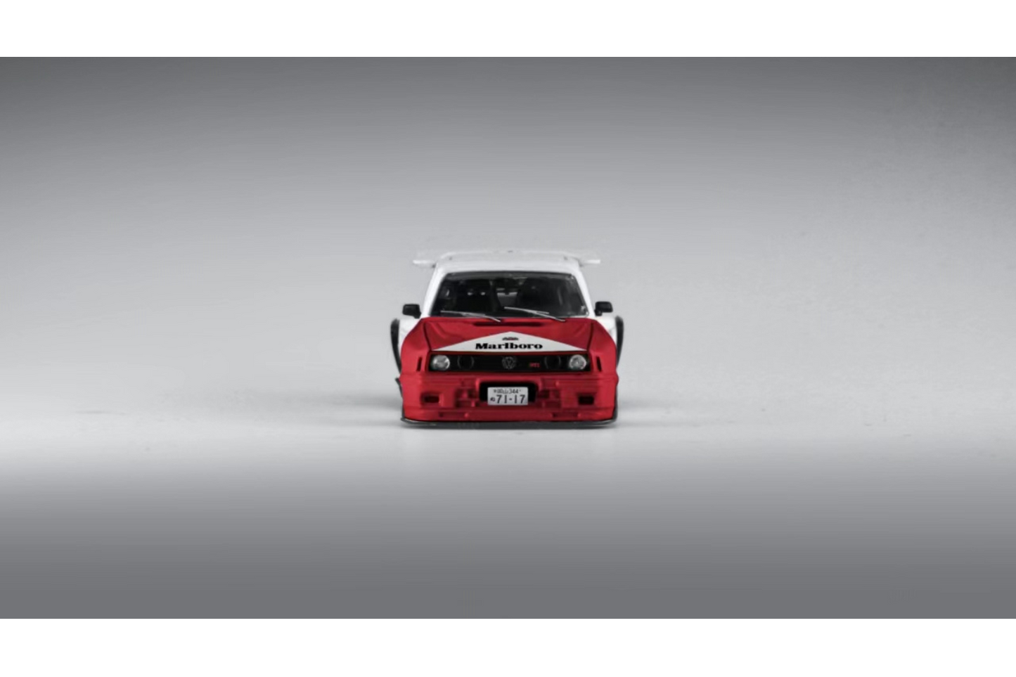 Liberty64 1/64 Volksagen Golf GTI MK2 Lowride in Red/White