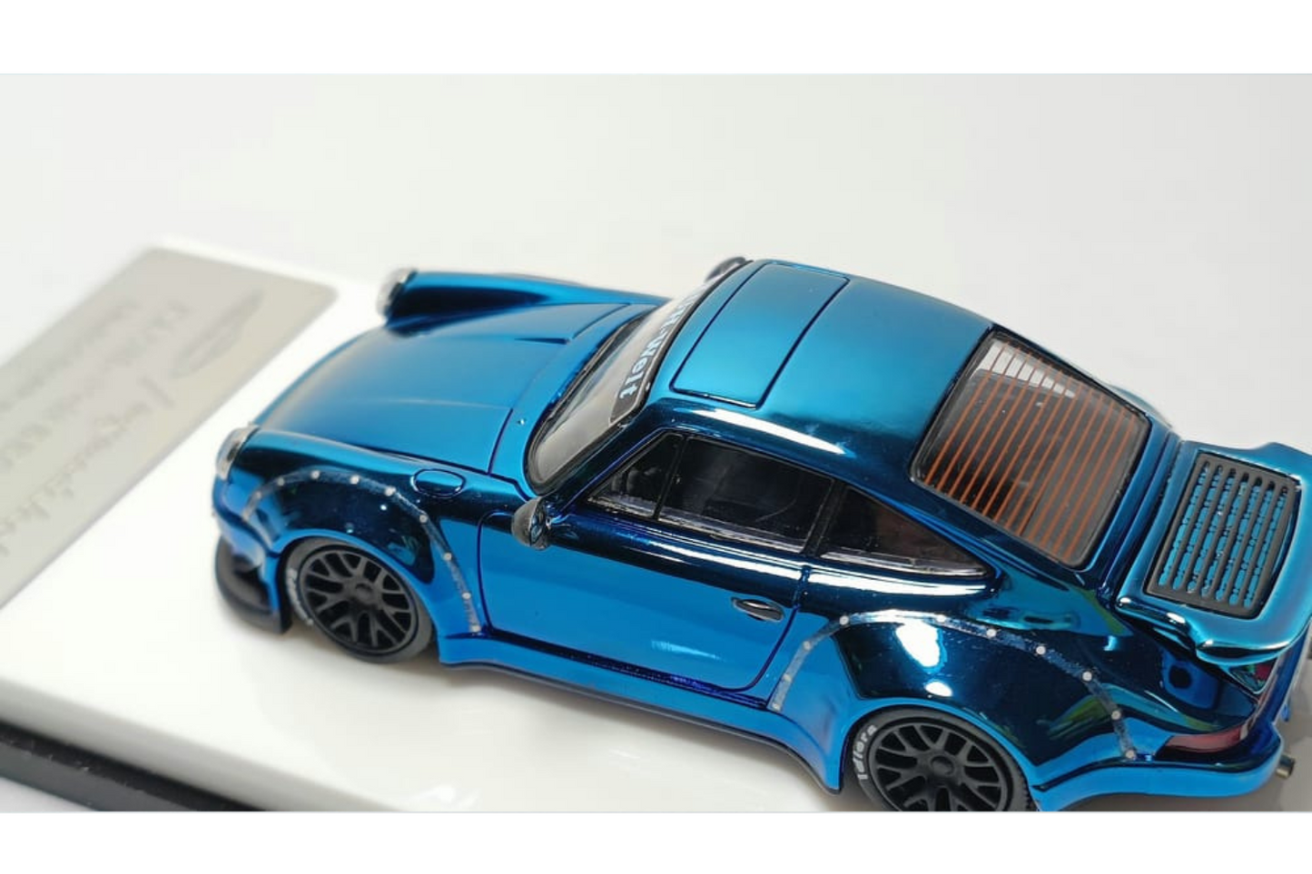 MC 1/64 Porsche 911 RWB 930 Whaletail in Chrome Blue