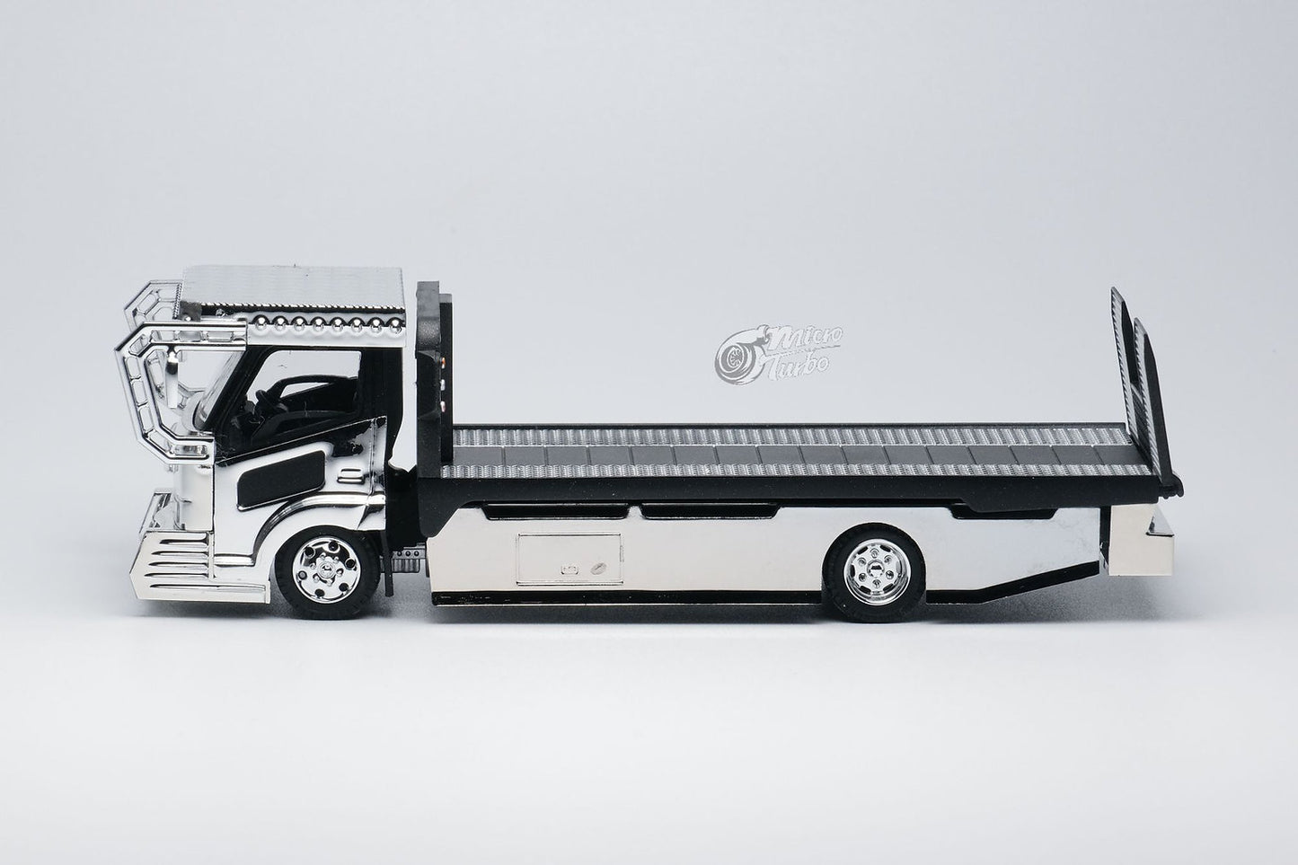 Micro Turbo 1/64 Dekotora Flatbed