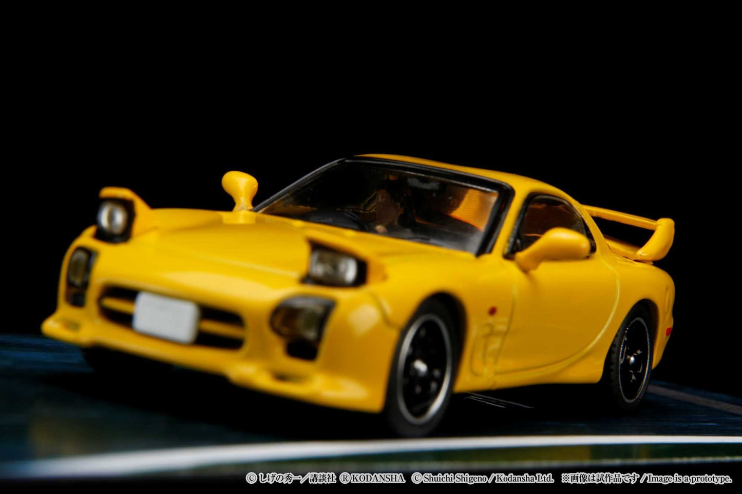 Hobby Japan 1/64 Mazda RX-7 (FD3S) Project D / Keisuke Takahashi (Diorama Set)