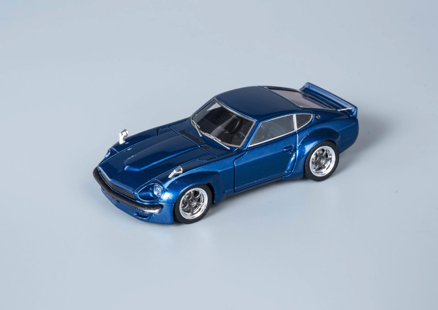Error 404 Model 1/64 Fairlady 240Z in Midnight Blue