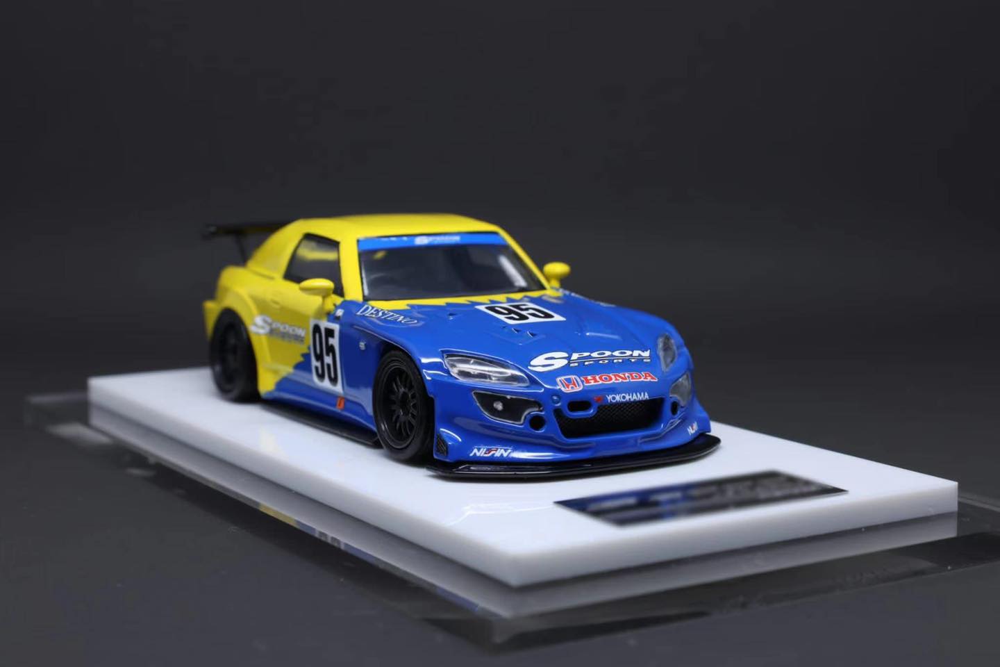 One Model 1/64 Honda S2000 Spoon Sports Racing Edition
