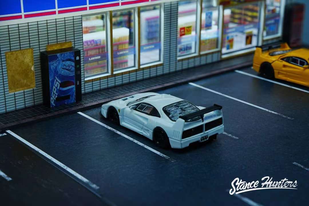 Stance Hunters 1/64 Ferrari F40LM in White
