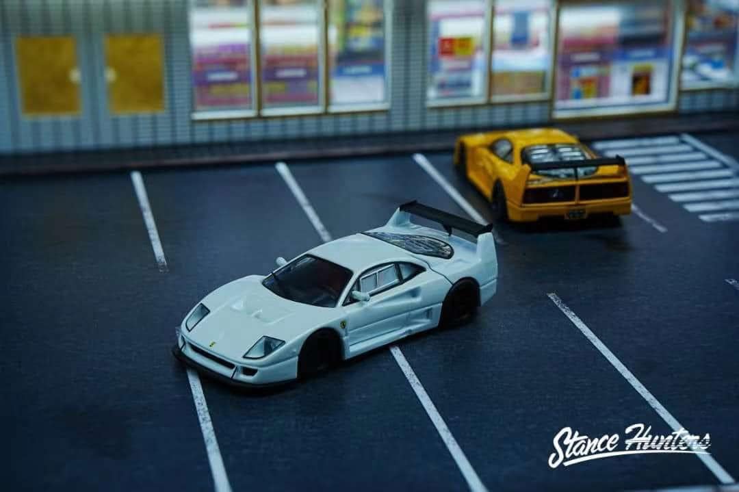 Stance Hunters 1/64 Ferrari F40LM in White