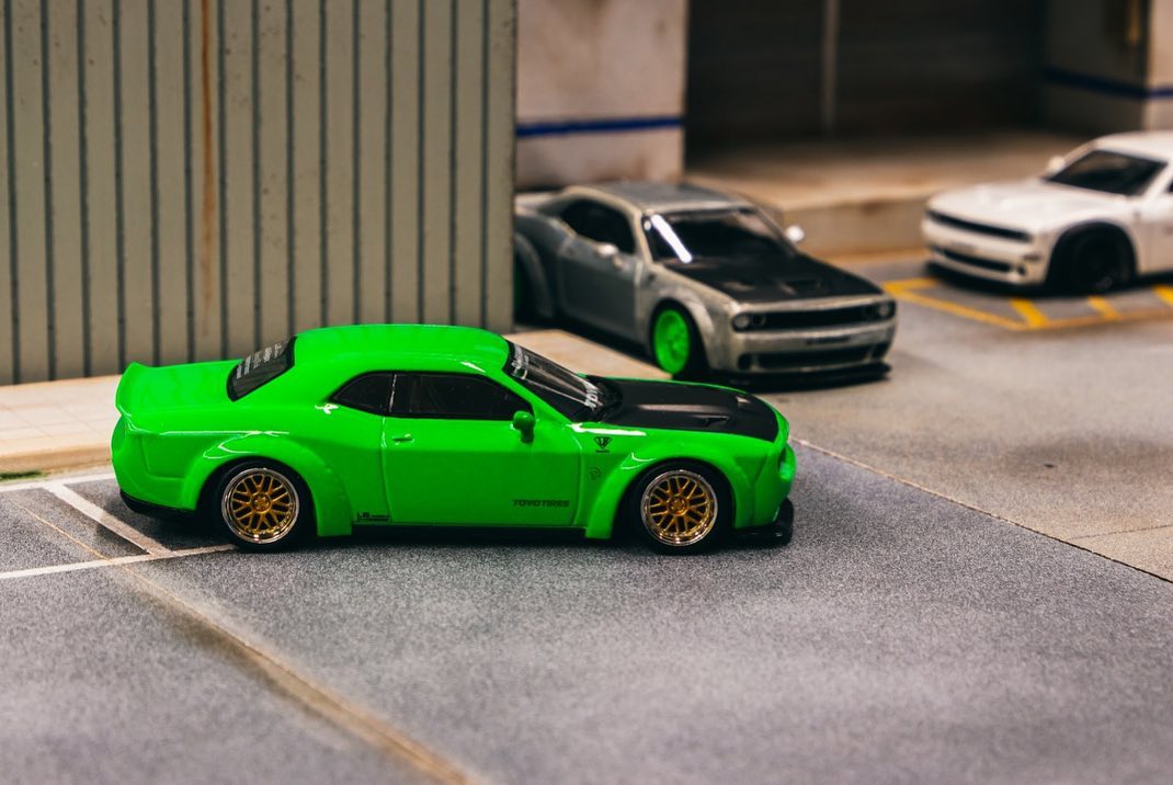 Tarmac Works 1/64 Dodge Challenger SRT Hellcat LB WORKS in Green