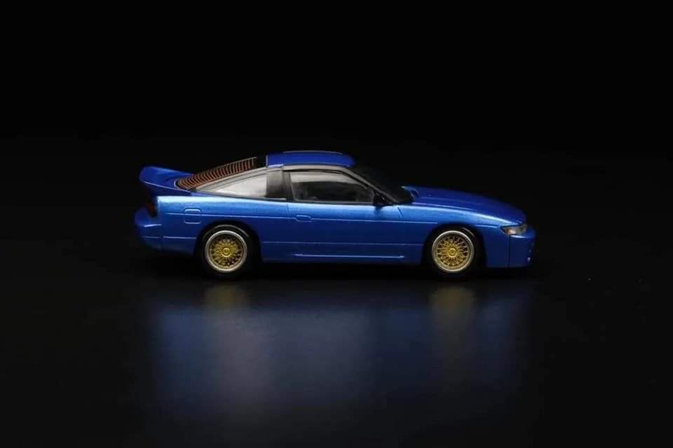 Peako Model 1/64 Nissan Sileighty RPS13 in Blue