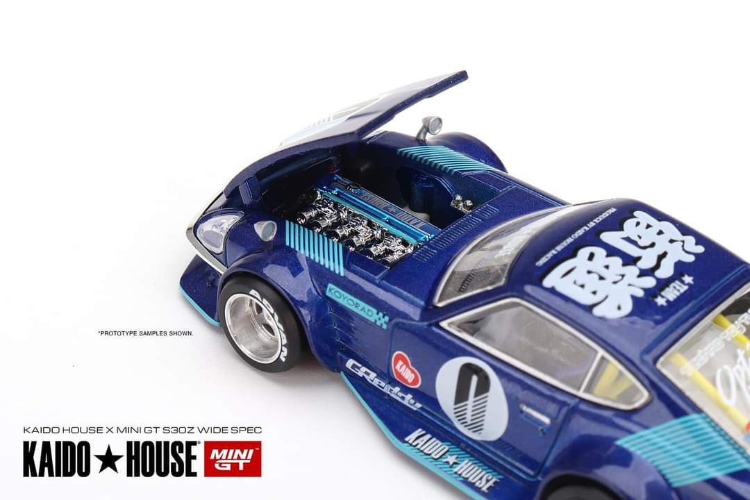 Mini GT x Kaido House Datsun S30Z Widespec in Blue