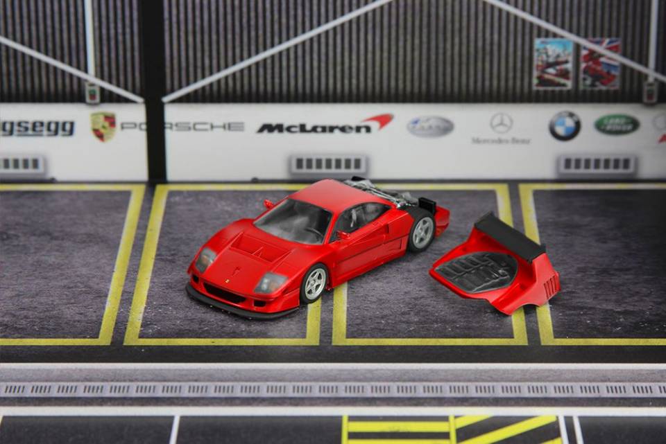 Stance Hunters 1/64 Ferrari F40LM in Red