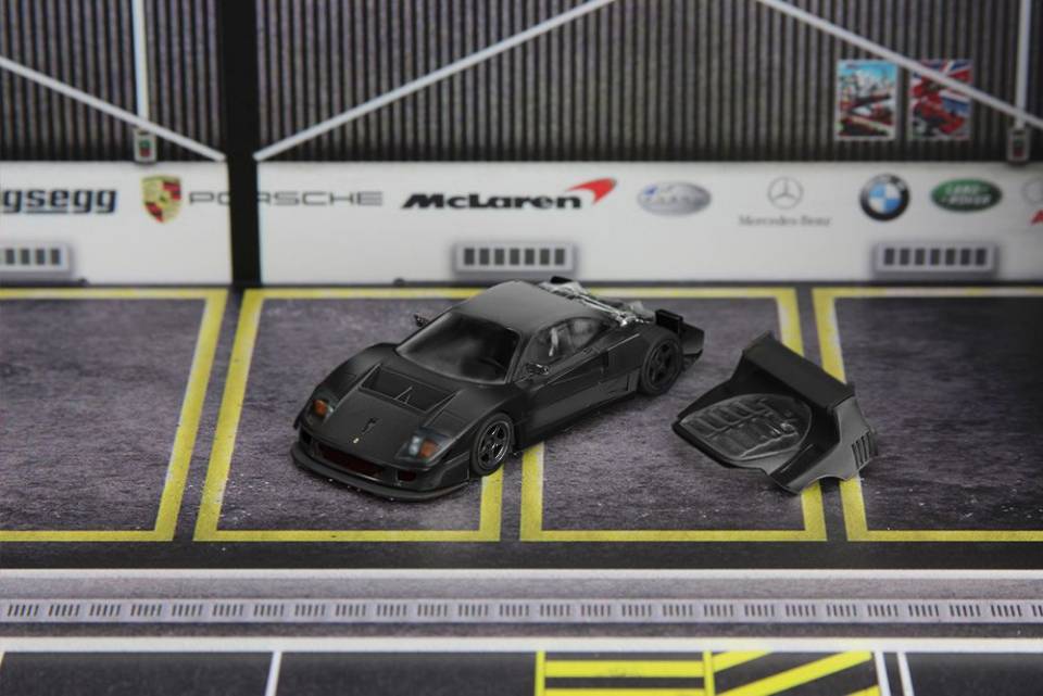 Stance Hunters 1/64 Ferrari F40LM in Black