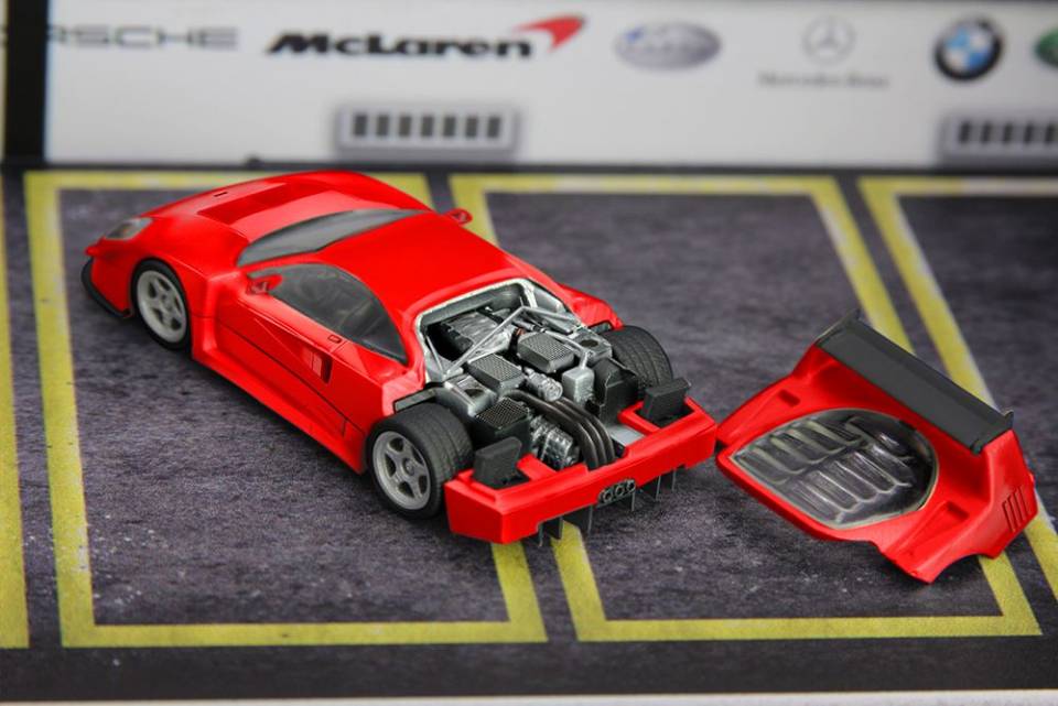 Stance Hunters 1/64 Ferrari F40LM in Red