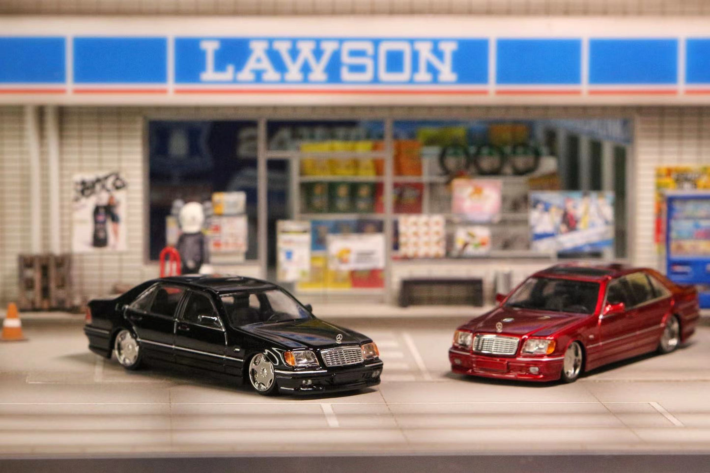 Street Weapon 1/64 Mercedes Benz S-Class (W140) in Black