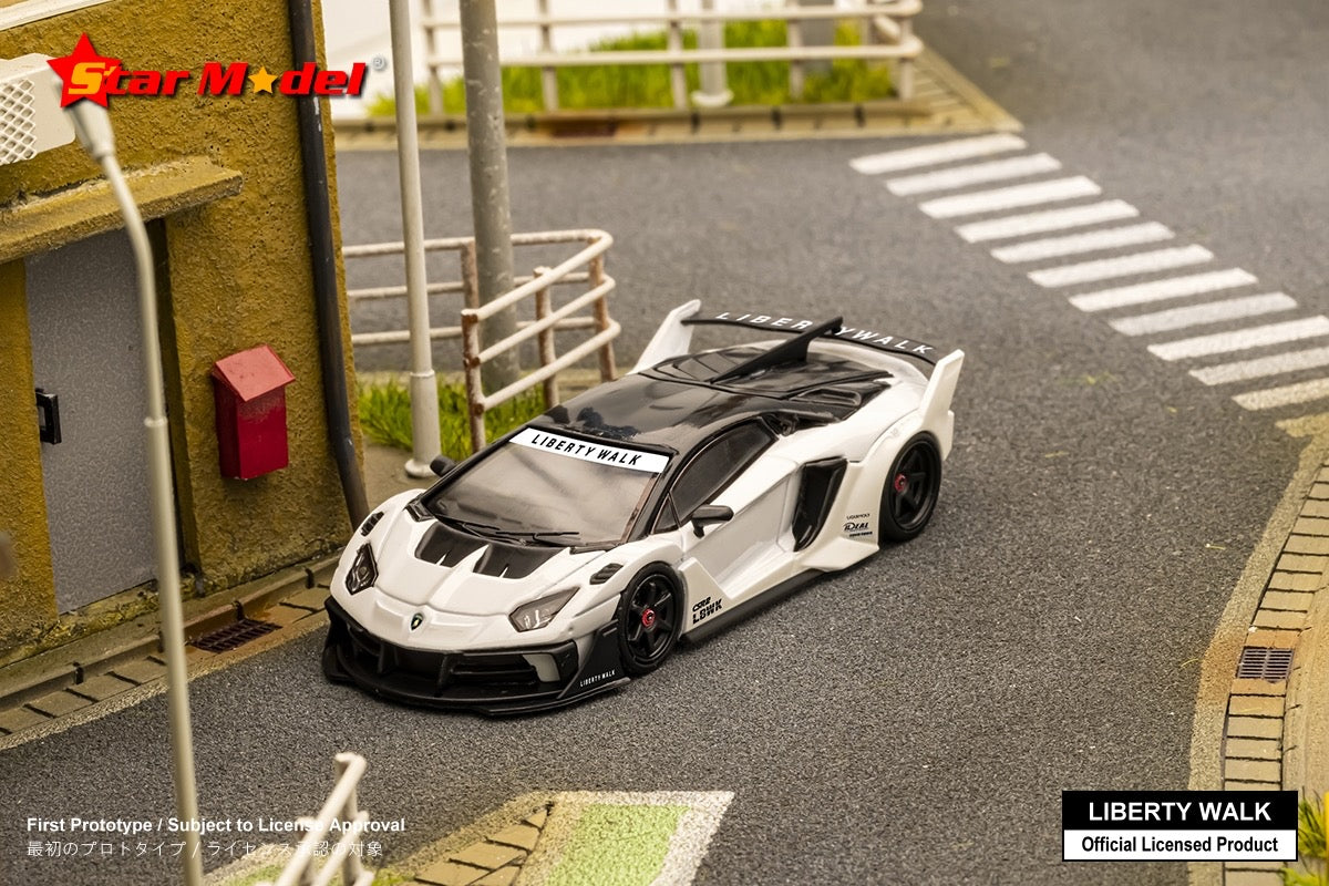 Star Model 1/64 LBWK LB-Silhouette WORKS Lamborghini Aventador GT Evo LP700-4 in White