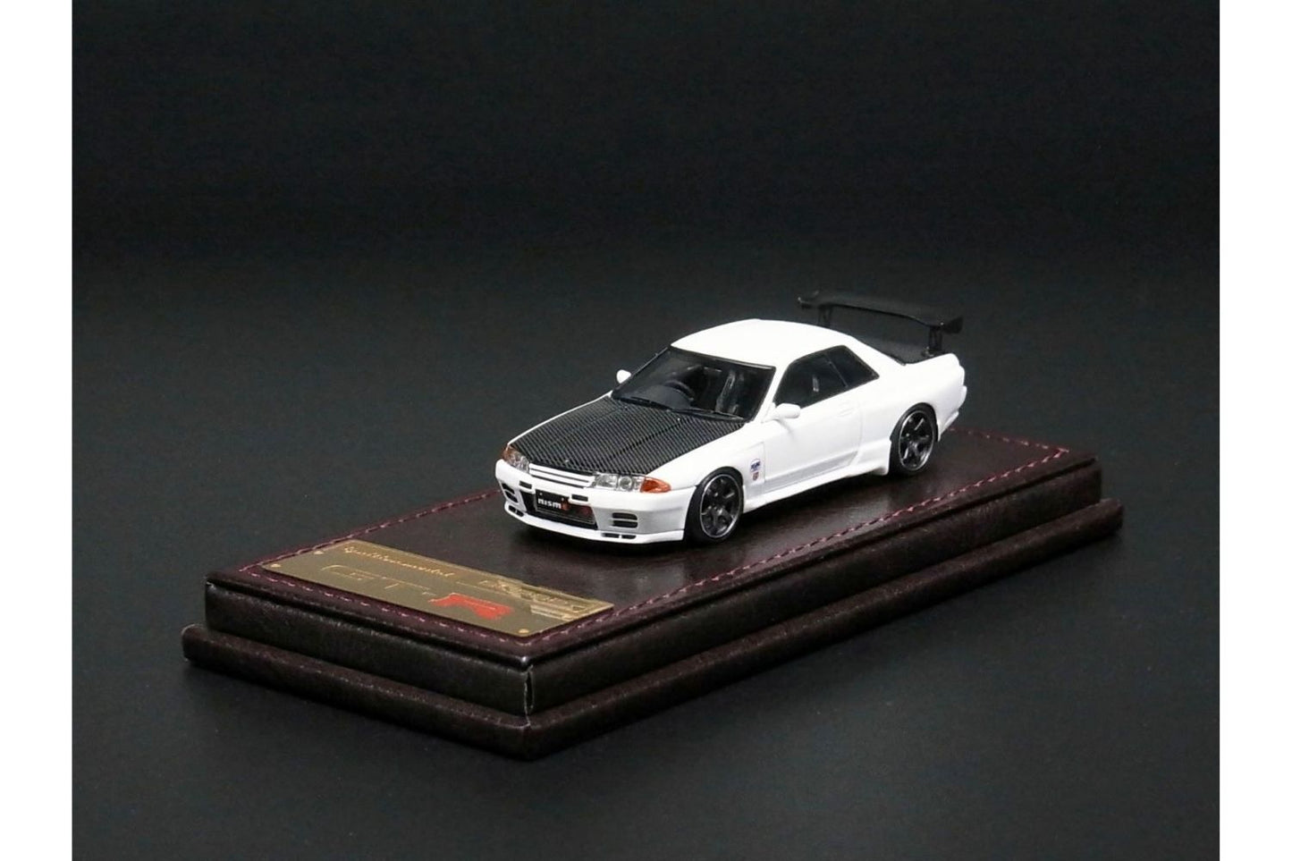 Ignition Model 1/64 Nissan Skyline GT-R Nismo (R32) in White