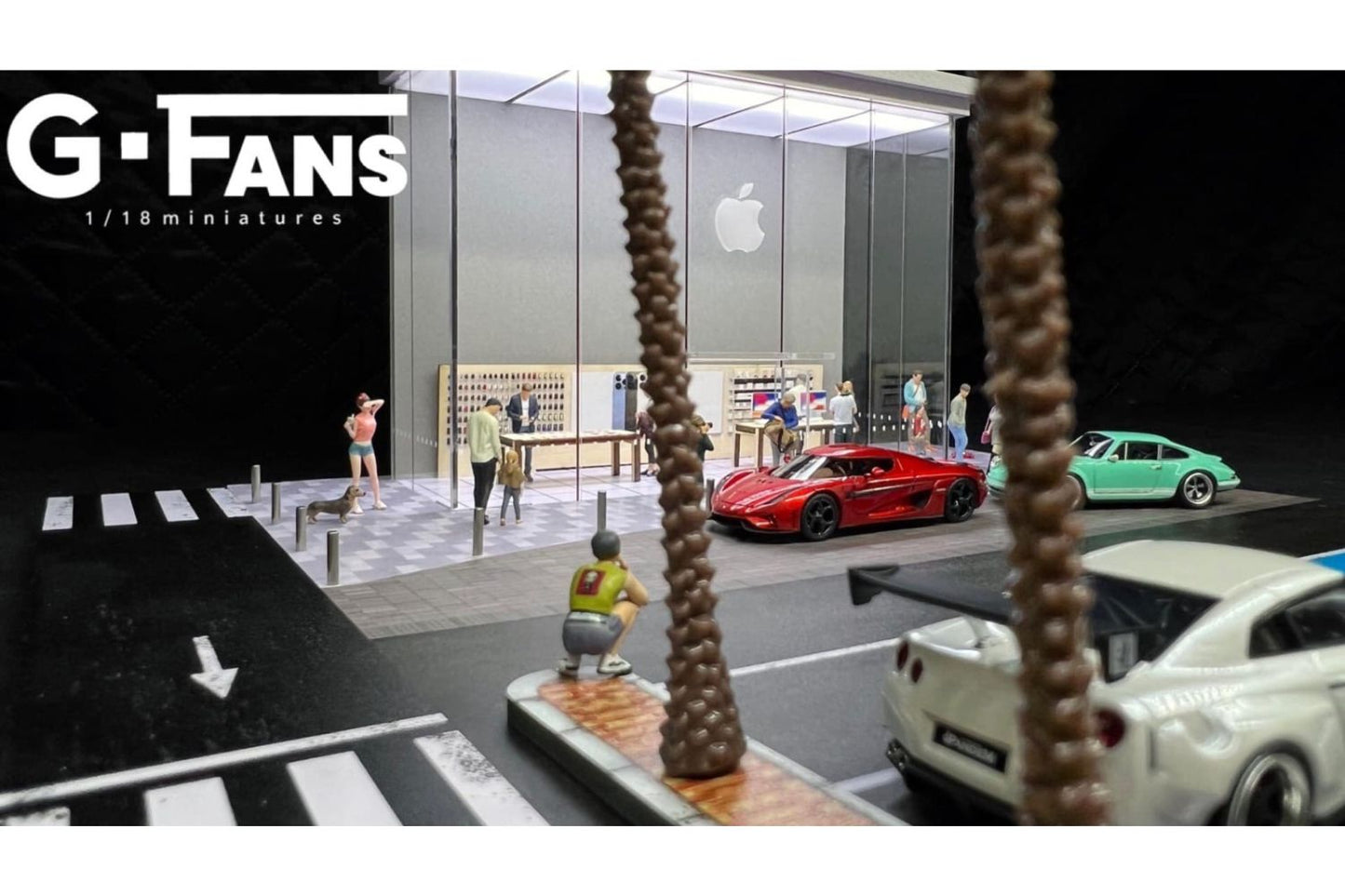 G-Fans 1/64 Scale Illuminated Apple Store Diorama Model