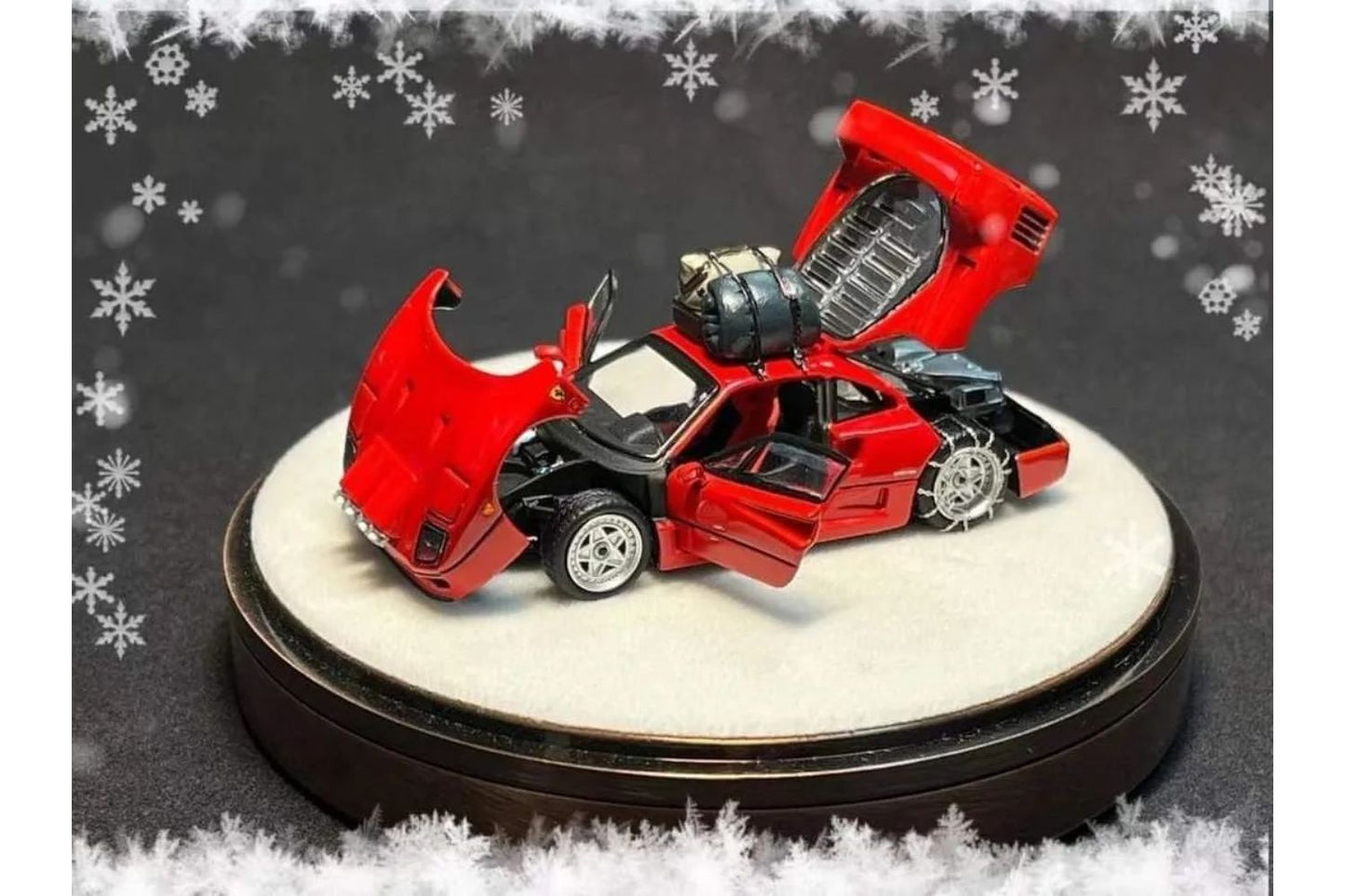 PGM 1/64 Ferrari F40 Snow Drifter in Red on Luxury Base