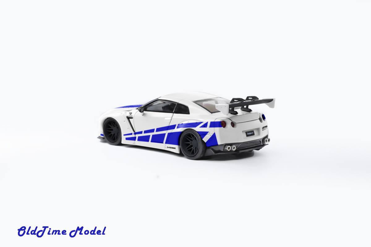 Old Time 1/64 LB-Works Nissan GT-R (R35) in White