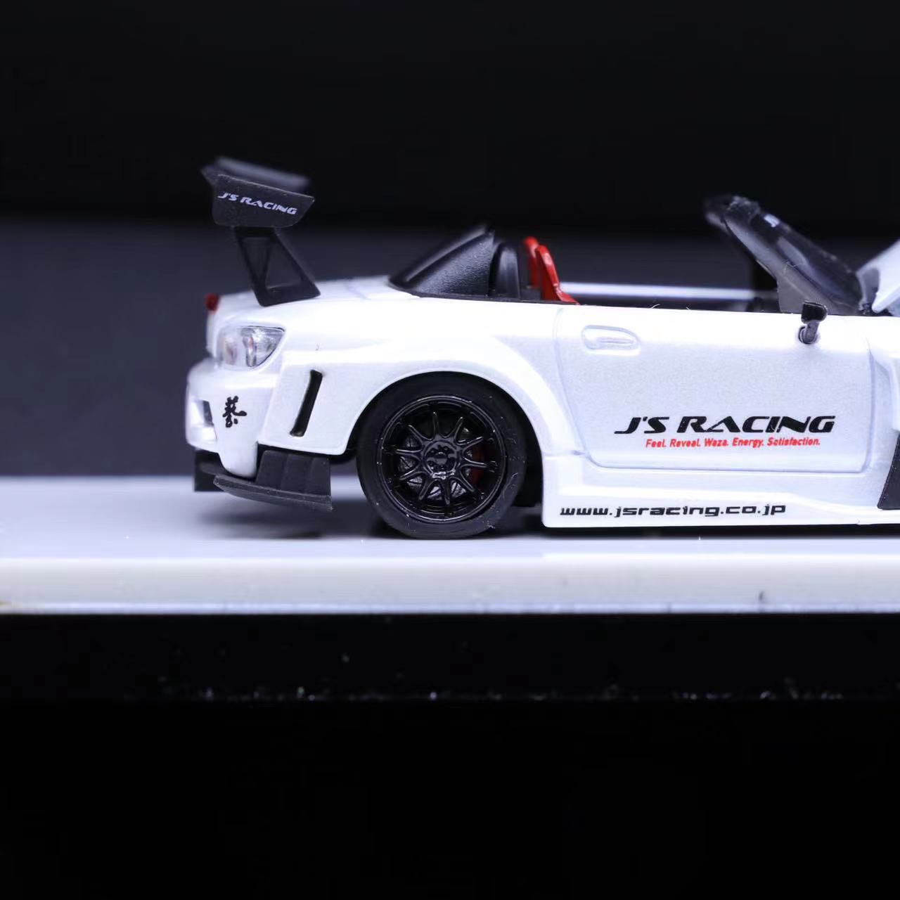 Micro Turbo 1/64 J's Racing Honda S2000 in White – Rocketbox 