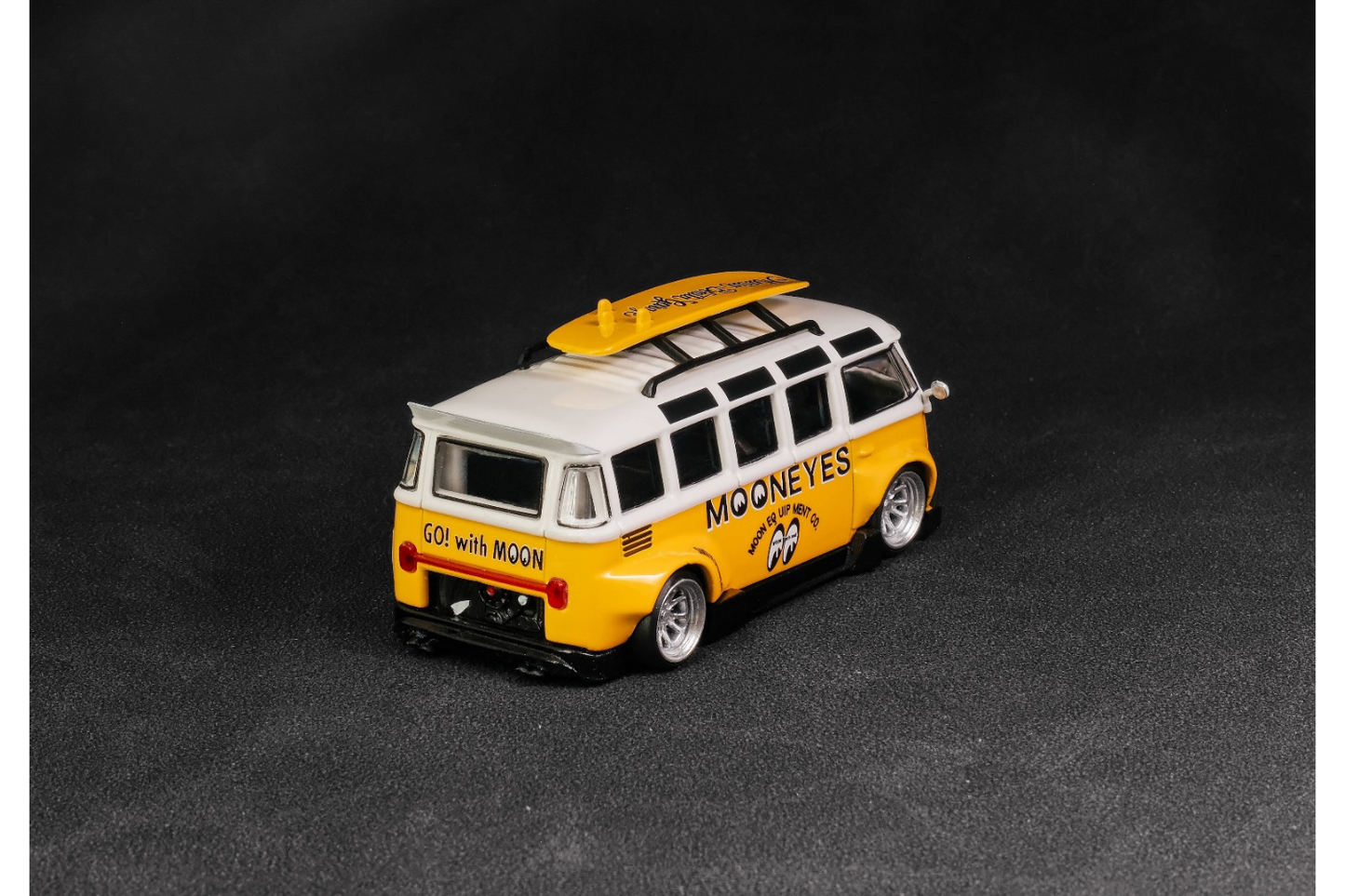 LF Model 1/64 RWB Volkswagen T1 Kombi in Mooneyes Livery