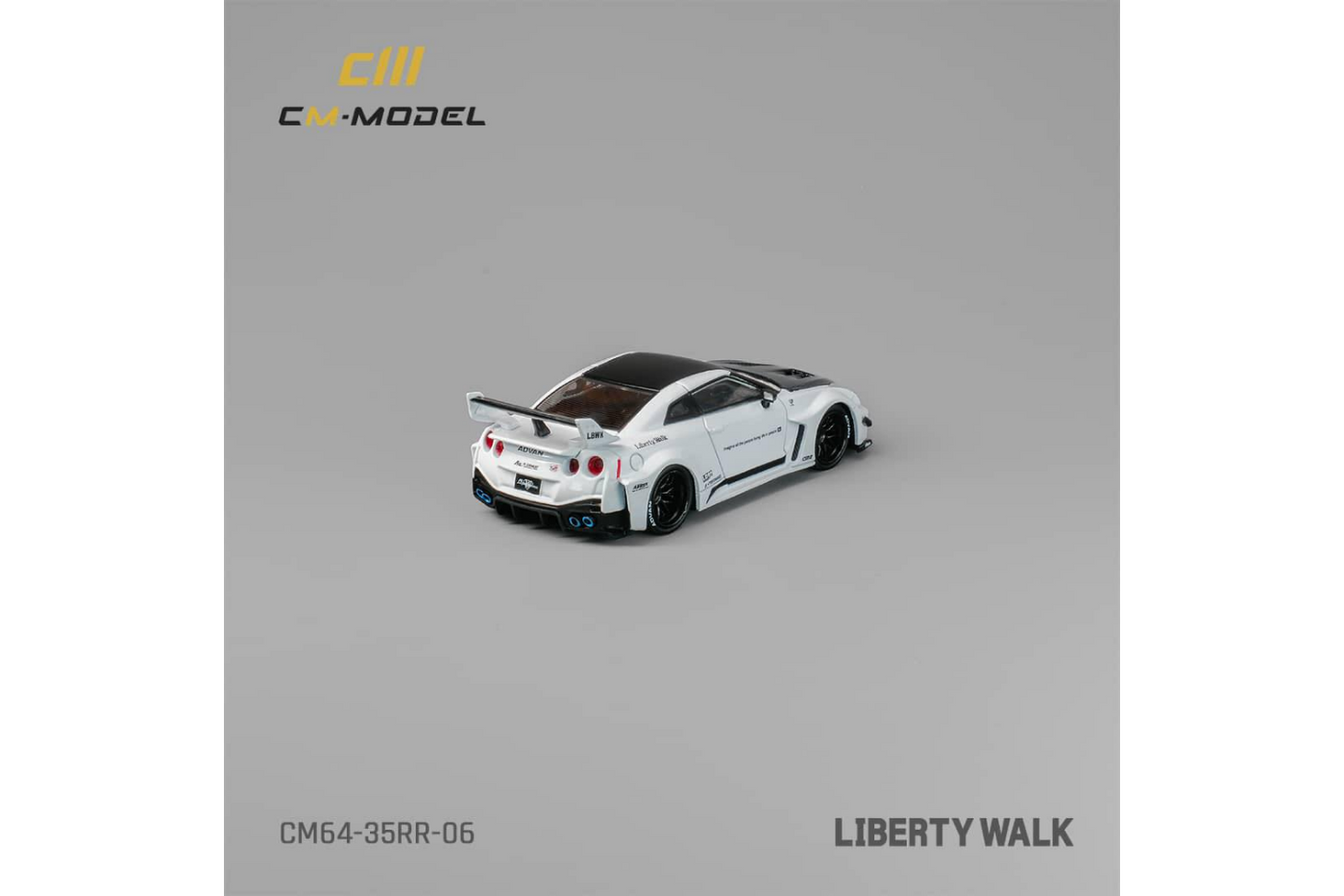 CM Model 1/64 Nissan 35GTRR LBWK Super Silhouette in White