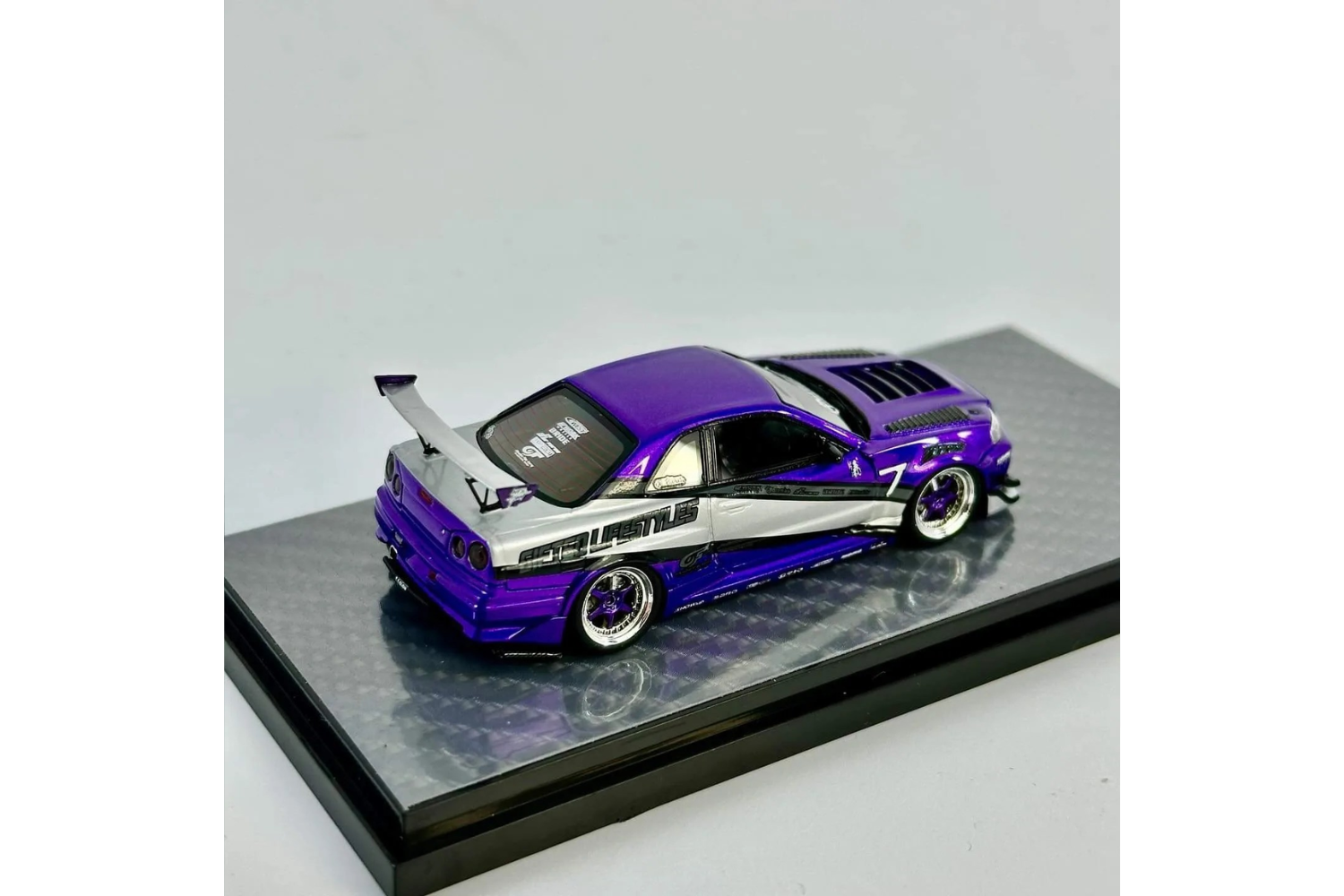 Error 404 Model x Lot57 1/64 Ryohe's Nissan Skyline GT-R (R34 Error 404 Model x Lot57 1/64 Ryohe's Nissan Skyline GT-R (R34