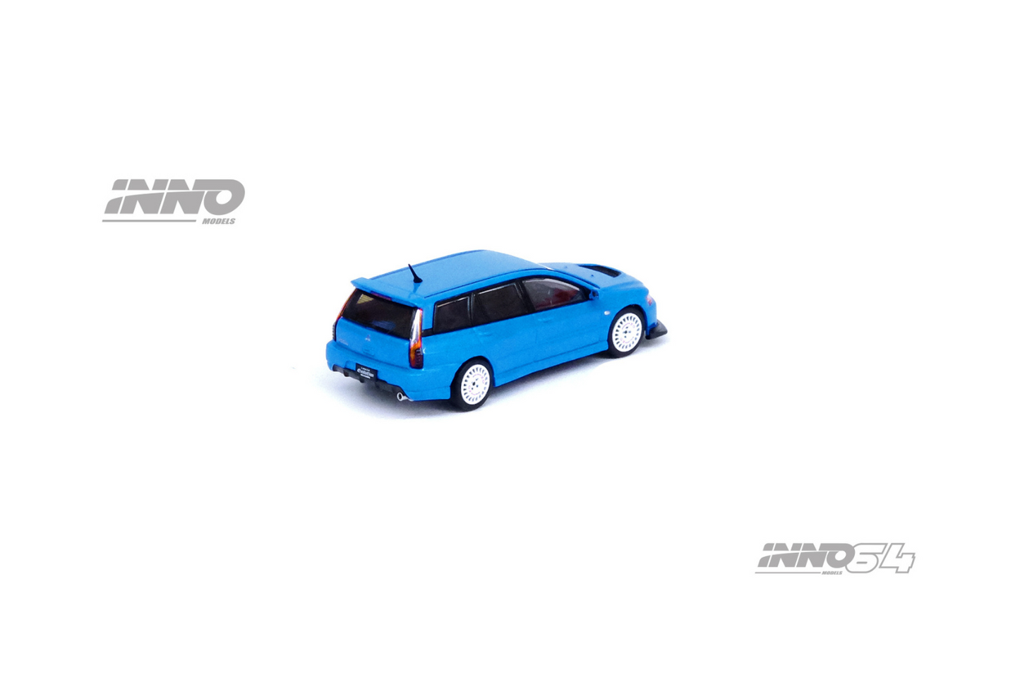 Inno64 Mitsubishi Lancer Evolution IX Wagon in Blue