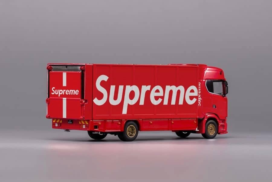 GCD 1/64 Scania 730S Enclosed Double Decker Gull Wing Transport Trailer in Supreme Livery
