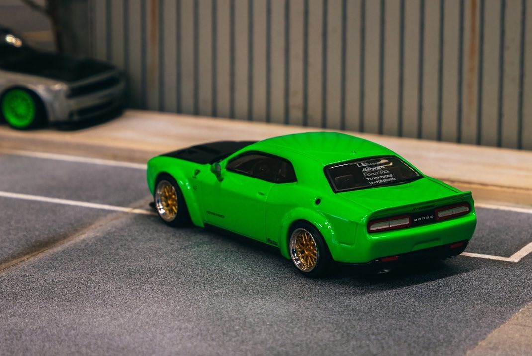 Tarmac Works 1/64 Dodge Challenger SRT Hellcat LB WORKS in Green