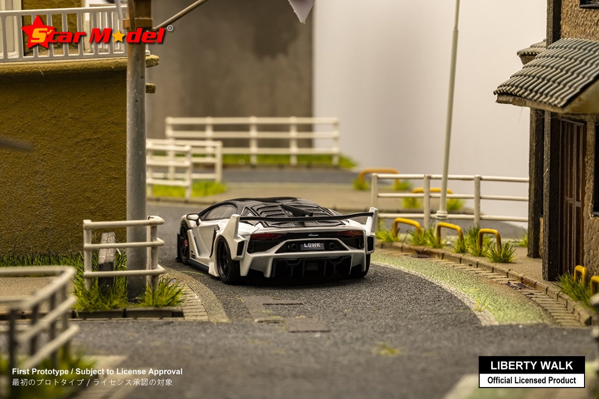 Star Model 1/64 LBWK LB-Silhouette WORKS Lamborghini Aventador GT Evo LP700-4 in White