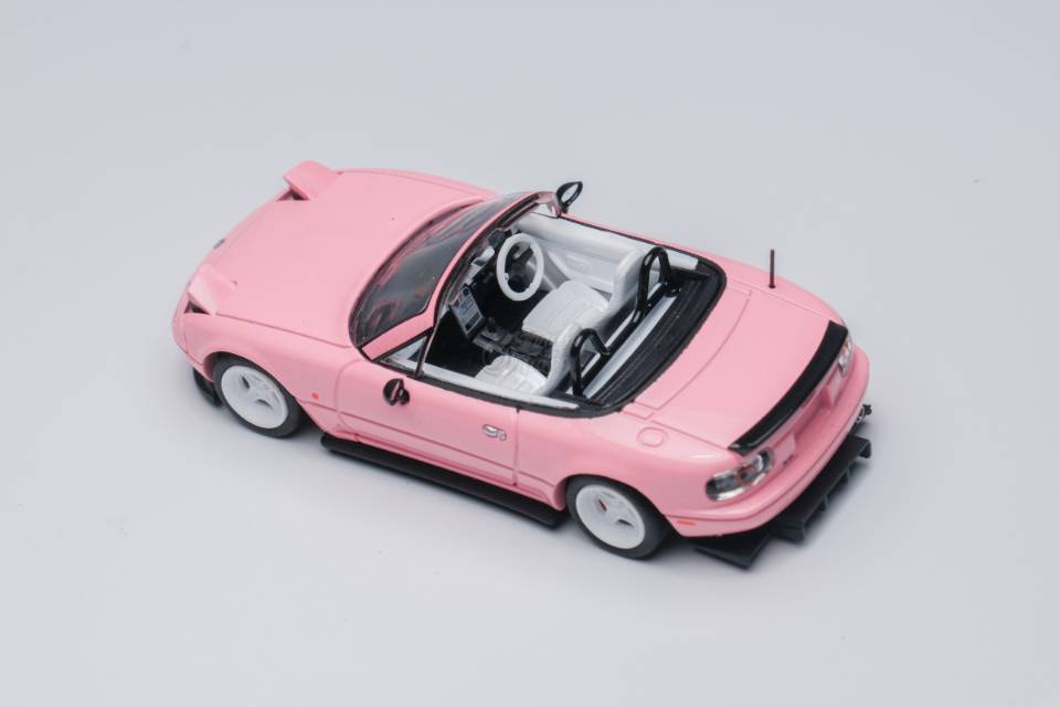 Micro Turbo 1/64 Mazda Eunos Roadster NA Customized in Pink